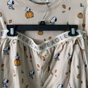 American Eagle Outfitters Pajama Set - Cream with Snoopy and Pumpkin Design
